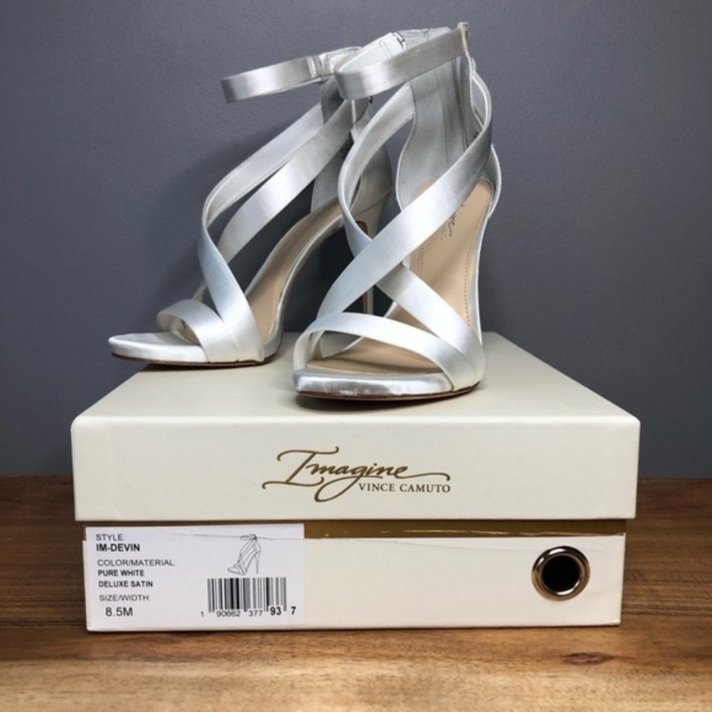 ❤️ Vince Camuto Devin Satin Sandal - Picture 6 of 8